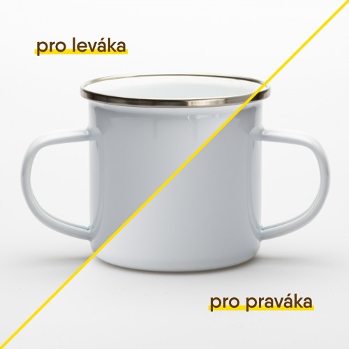 Smaltovaný plecháček se stříbrným lemem a hnědou ilustrací beskydské krajiny s textem „Když ti dojdou slova, mluví hory“.